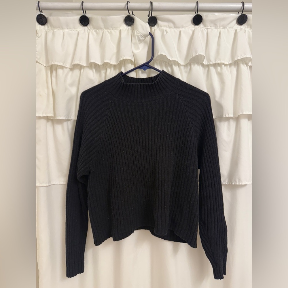 Women’s L Black, Forever21 Sweater
